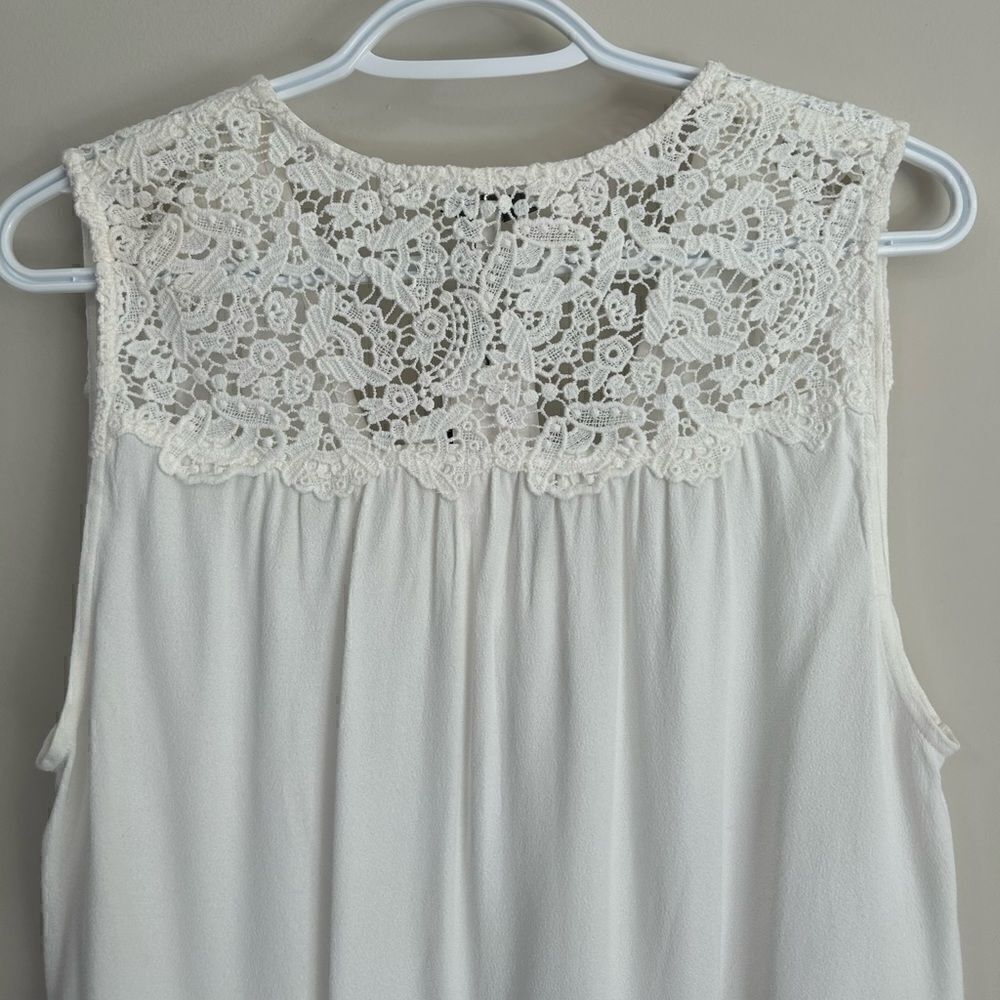 NWT Joie Porcelain Lace Sleeveless Blouse - Picture 6 of 7